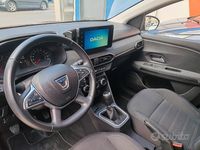 Usata Dacia Jogger Extreme 110 CV (80 kW) 2022 Arancione Monovolume