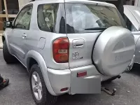 Usata Toyota Passo 116 CV (85 kW) 2004 Grigio Utilitaria