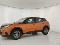 Usata Peugeot 2008 Active 110 CV (80 kW) 2022 Arancione SUV