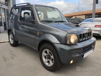Usata Suzuki Jimny 86 CV (63 kW) 2007 Grigio SUV