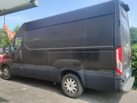 Usata Iveco Daily 106 CV (77 kW) 2015 Marrone Furgone