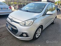 Usata Hyundai i10 Comfort 69 CV (50 kW) 2015 Argento Utilitaria