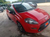 Usata Fiat Punto S 84 CV (61 kW) 2012 Rosso Utilitaria
