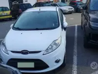 Usata Ford Fiesta 70 CV (51 kW) 2011 Bianco Berlina