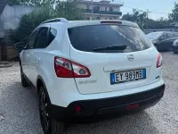 Usata Nissan Qashqai Tekna 131 CV (96 kW) 2012 Bianco SUV