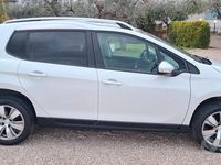 Usata Peugeot 2008 Allure 92 CV (67 kW) 2015 Bianco SUV