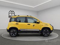Usado Fiat Panda Cross Cross 70 CV (51 kW) 2021 Amarillo Utilitario