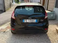Gebraucht Ford Fiesta 75 PS (55 kW) 2016 Schwarz Kleinwagen
