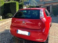 Usata Fiat Punto 90 CV (66 kW) 2012 Rosso Utilitaria