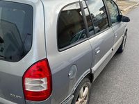 Usata Opel Zafira 101 CV (74 kW) 2004 Monovolume