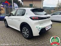 Usata Peugeot e-208 Active 56 kW (77 CV) 2023 Bianco Utilitaria