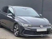 Usata VW Golf VIII R-line 131 CV (96 kW) 2024 Grigio Berlina