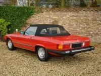 Usata Mercedes SL500 231 CV (169 kW) 1983 Rosso Cabrio