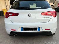 Usata Alfa Romeo Giulietta 120 CV (88 kW) 2018 Bianco Utilitaria