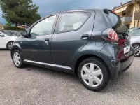 Usata Toyota Aygo 68 CV (50 kW) 2010 Grigio Utilitaria
