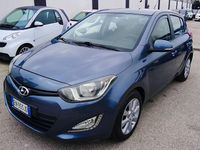 Usata Hyundai i20 85 CV (62 kW) 2012 Blu Utilitaria