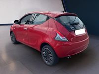 Usata Lancia Ypsilon Gold 70 CV (51 kW) 2021 Rosso Utilitaria