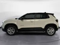 Nuova Jeep Avenger Altitude 99 CV (72 kW) 2026 Snow con tetto volcano SUV