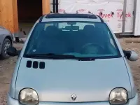 Usata Renault Twingo 75 CV (55 kW) 2004 Grigio Utilitaria