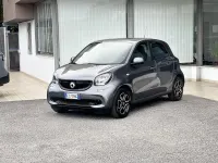 Usata Smart ForFour 90 CV (66 kW) 2017 Grigio Utilitaria