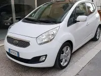 Usata Kia Venga 115 CV (84 kW) 2010 Bianco Utilitaria