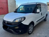 Usata Fiat Doblò 120 CV (88 kW) 2019 Bianco Monovolume