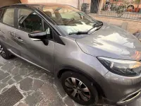 Usata Renault Captur Iconic 90 CV (66 kW) 2016 Grigio SUV