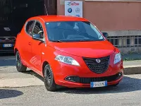 Usata Lancia Ypsilon 69 CV (50 kW) 2015 Rosso Utilitaria