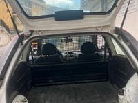 Usata Opel Corsa 45 CV (33 kW) 2005 Bianco Utilitaria