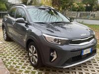 Usata Kia Stonic Style 101 CV (74 kW) 2022 Perennial grey SUV
