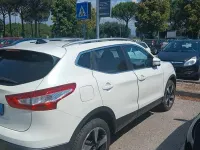 Usata Nissan Qashqai N-Connecta 131 CV (96 kW) 2016 Bianco SUV