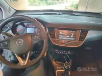 Usata Opel Crossland X S 120 CV (88 kW) 2019 Marrone SUV