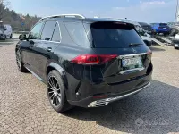 Usata Mercedes GLE450 AMG Premium Plus 367 CV (269 kW) 2023 Nero metallizzato SUV