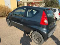 Usata Peugeot 107 68 CV (50 kW) 2007 Grigio Utilitaria