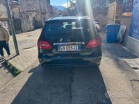 Usata Mercedes B180 Premium 108 CV (79 kW) 2012 Nero Monovolume