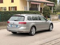 Usata VW Passat 150 CV (110 kW) 2015 Grigio Station wagon