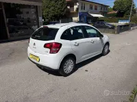 Usata Citroën C3 Exclusive 60 CV (44 kW) 2012 Bianco Utilitaria