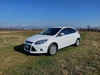Usata Ford Focus Titanium 116 CV (85 kW) 2014 Bianco Berlina