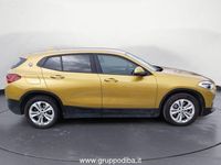 Usata BMW X2 Efficient Dynamics 220 CV (161 kW) 2021 Oro SUV