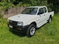Usata Mitsubishi L200 101 CV (74 kW) 1998 Bianco Pick-up