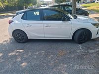 Usata Opel Corsa GS Line 102 CV (75 kW) 2022 Bianco Berlina