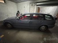 Usata BMW 320 150 CV (110 kW) 2002 Grigio Station wagon