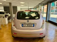 Usata Lancia Ypsilon Platinum 69 CV (50 kW) 2011 Lilla Utilitaria