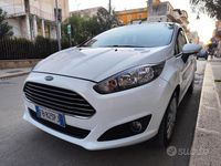 Usata Ford Fiesta Business Edition 75 CV (55 kW) 2016 Bianco Berlina