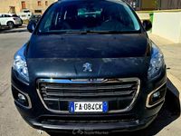 Usata Peugeot 3008 Allure 120 CV (88 kW) 2015 Blu Monovolume