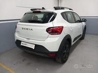 Usata Dacia Sandero Stepway 101 CV (74 kW) 2025 Bianco Berlina