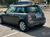 Begagnad Mini ONE 116 HK (85 kW) 2006 Brun Halvkombi