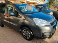 Usata Peugeot Partner Tepee Active 99 CV (72 kW) 2017 Grigio Monovolume
