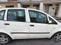 Usata Fiat Idea 69 CV (50 kW) 2005 Bianco Monovolume