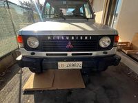 Usata Mitsubishi Pajero 84 CV (61 kW) 1989 Grigio SUV